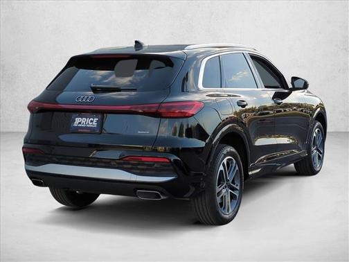 2025 Audi Q5 Premium TFSI quattro S tronic