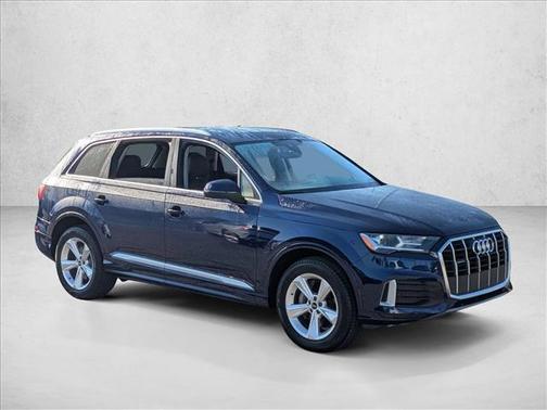 2022 Audi Q7 45 Premium