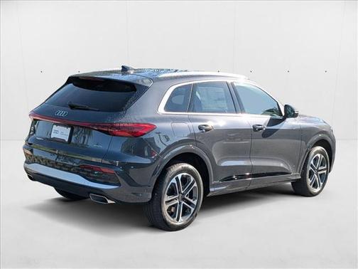 2025 Audi Q5 Premium Plus