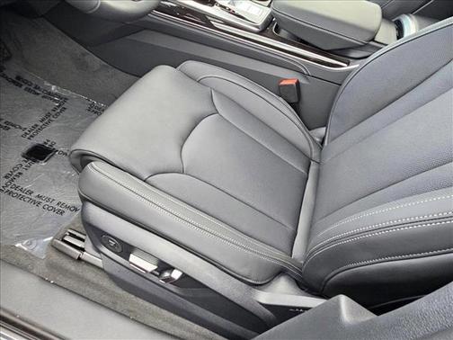 2025 Audi Q7 55 Prestige