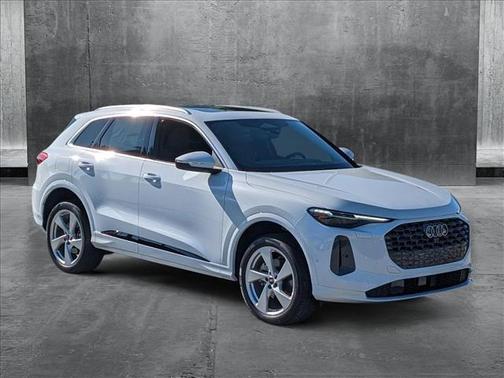 2025 Audi Q5 Premium Plus