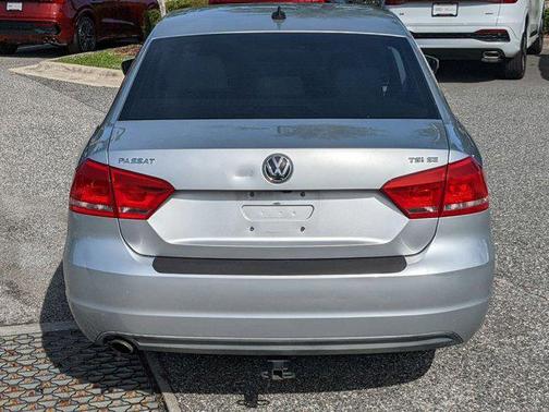 2015 Volkswagen Passat 1.8T Auto SE