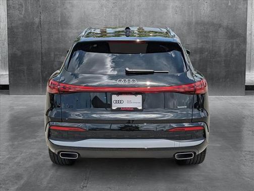 2025 Audi Q5 Premium Plus