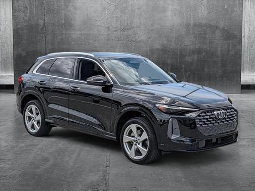2025 Audi Q5 Premium Plus