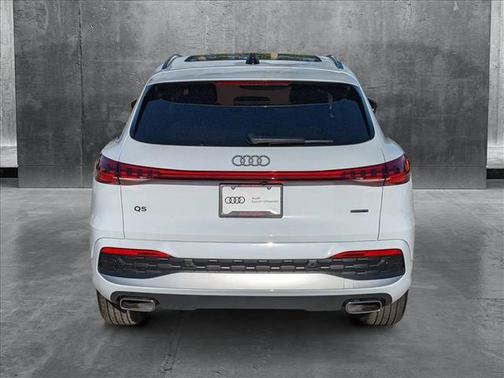 2025 Audi Q5 Premium