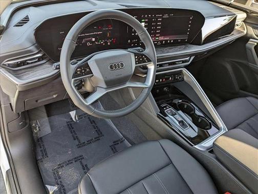 2025 Audi Q5 Premium