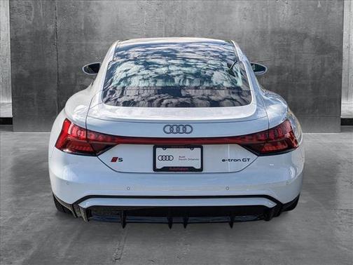 2025 Audi S e-tron GT Premium Plus