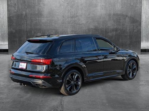 2025 Audi Q7 55 Prestige