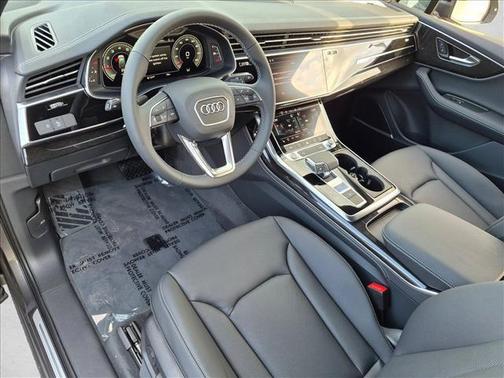 Samurai Gray Metallic 2026 Audi Q7 45 Premium Plus