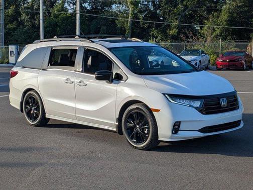 Platinum White Pearl 2024 Honda Odyssey Sport