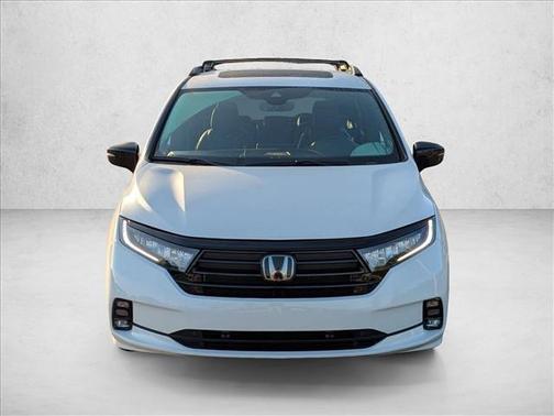 Platinum White Pearl 2024 Honda Odyssey Sport