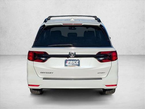 Platinum White Pearl 2024 Honda Odyssey Sport