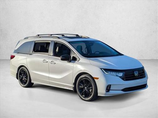 Platinum White Pearl 2024 Honda Odyssey Sport