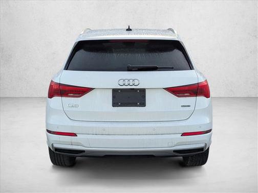 2022 Audi Q3 40 Premium