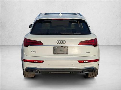 2023 Audi Q5 45 S line Prestige