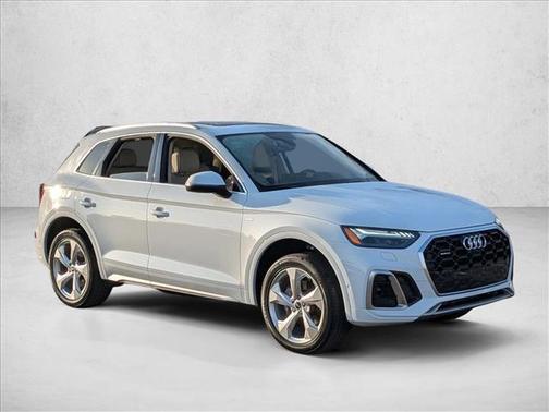2023 Audi Q5 45 S line Prestige