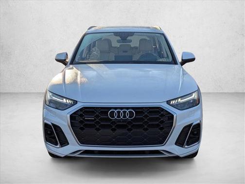 2023 Audi Q5 45 S line Prestige