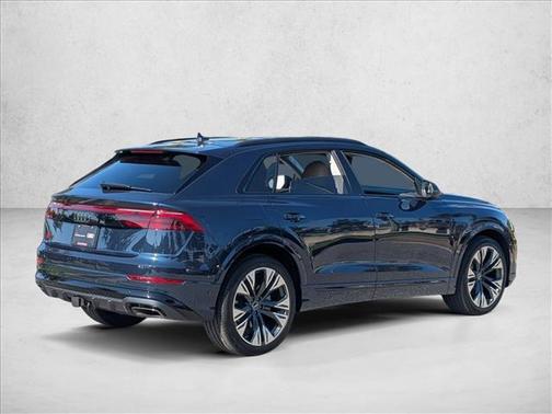 2025 Audi Q8 55 Prestige