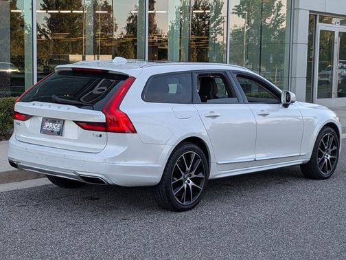 2018 Volvo V90 Cross Country T6