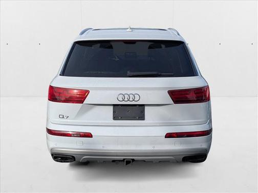 2019 Audi Q7 55 Premium Plus