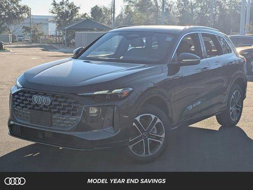 2025 Audi Q5 Premium TFSI quattro S tronic