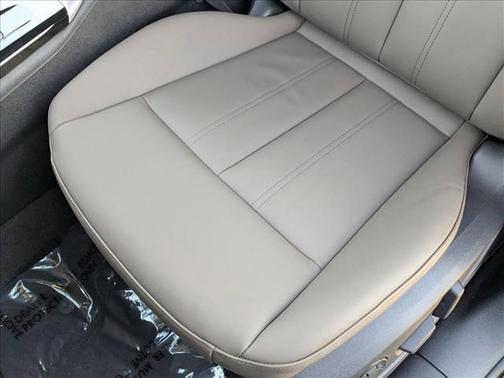 2025 Audi Q5 Premium TFSI quattro S tronic