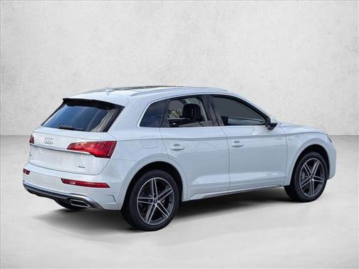2021 Audi Q5 Premium Plus 55 TFSI e quattro S tronic