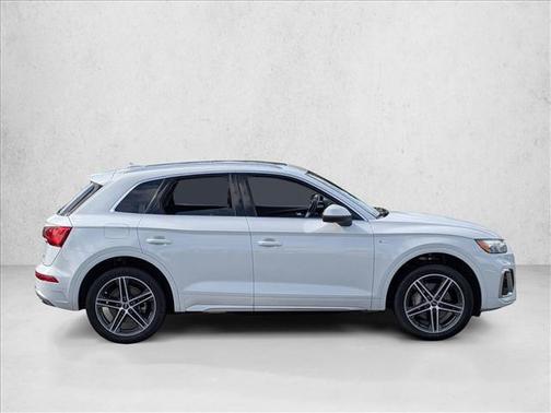 2021 Audi Q5 Premium Plus 55 TFSI e quattro S tronic