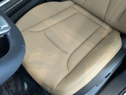 2026 Audi Q7 45 Premium