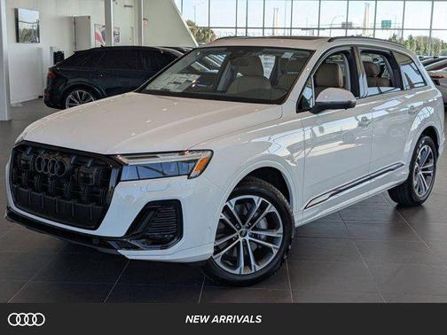 2026 Audi Q7 45 Premium