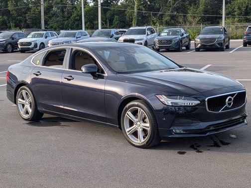Magic Blue Metallic 2017 Volvo S90 T5 Momentum