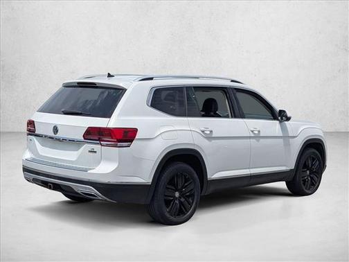 White 2018 Volkswagen Atlas 3.6L SEL Premium