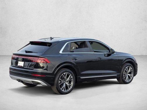 Mythos Black Metallic 2026 Audi Q8 55 Premium Plus