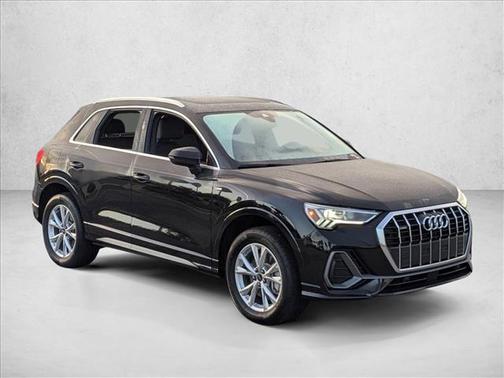 2025 Audi Q3 Premium 45 TFSI S line quattro Tiptronic