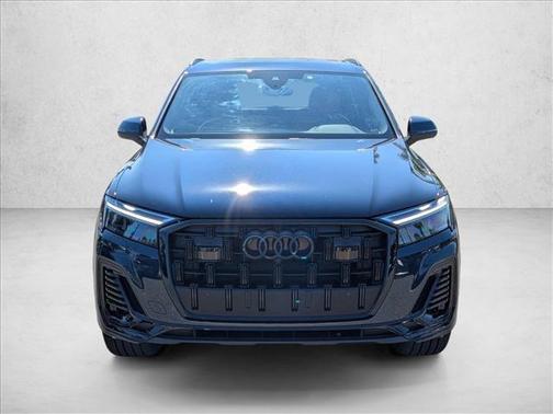 2025 Audi Q7 45 Premium Plus