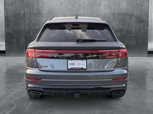 2025 Audi Q8 55 Premium Plus
