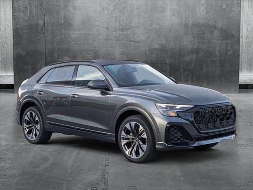 2025 Audi Q8 55 Premium Plus