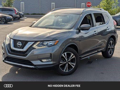 Gun Metallic 2018 Nissan Rogue SL