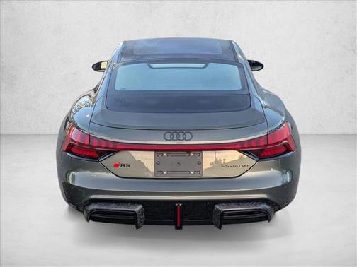 2026 Audi RS e-tron GT quattro