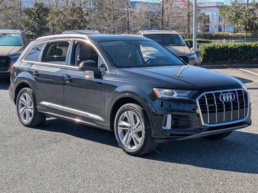 2020 Audi Q7 55 Premium Plus