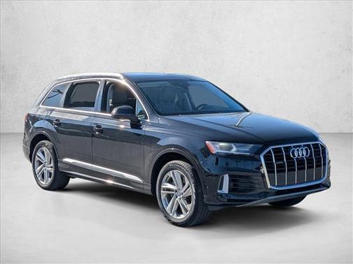 2020 Audi Q7 55 Premium Plus