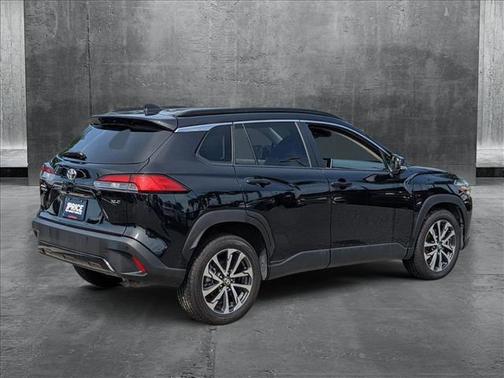 2023 Toyota Corolla Cross XLE