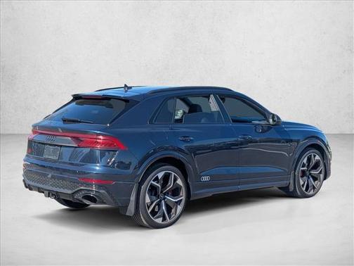 Waitomo Blue Metallic 2024 Audi RS Q8 4.0T