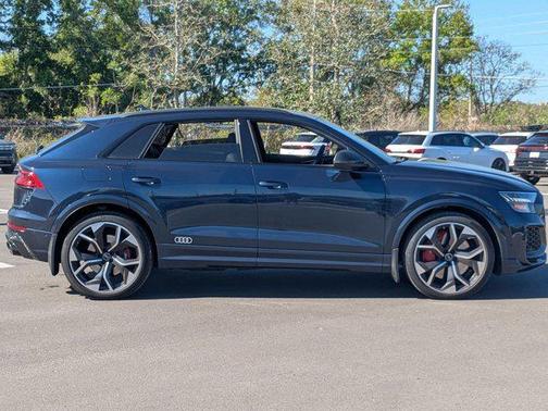 2024 Audi RS Q8 4.0T