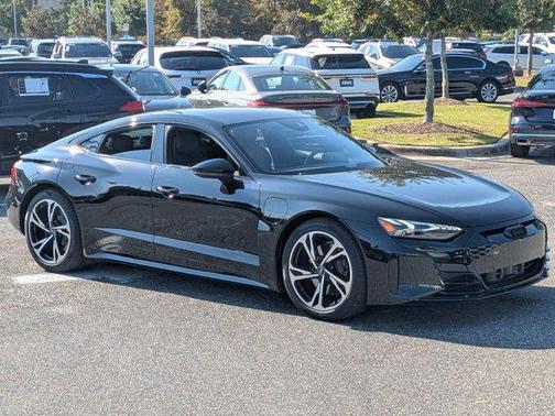 2023 Audi e-tron GT Premium Plus quattro