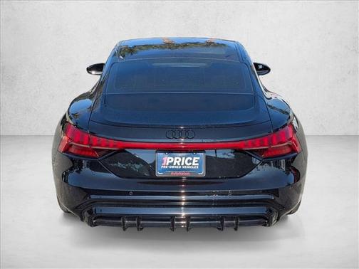 2023 Audi e-tron GT Premium Plus quattro