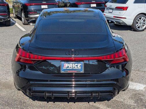 2023 Audi e-tron GT Premium Plus quattro