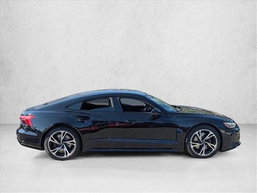 2023 Audi e-tron GT Premium Plus quattro