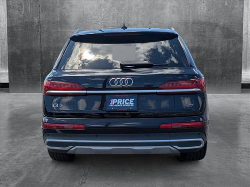 2023 Audi Q7 55 Premium Plus