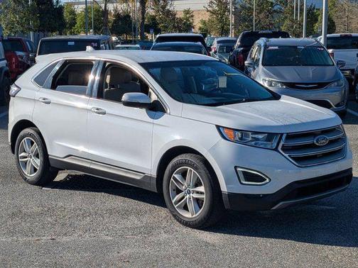 Oxford White 2017 Ford Edge SEL